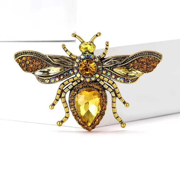 Citrine Queen Bee Brooch - Picture 2 of 4